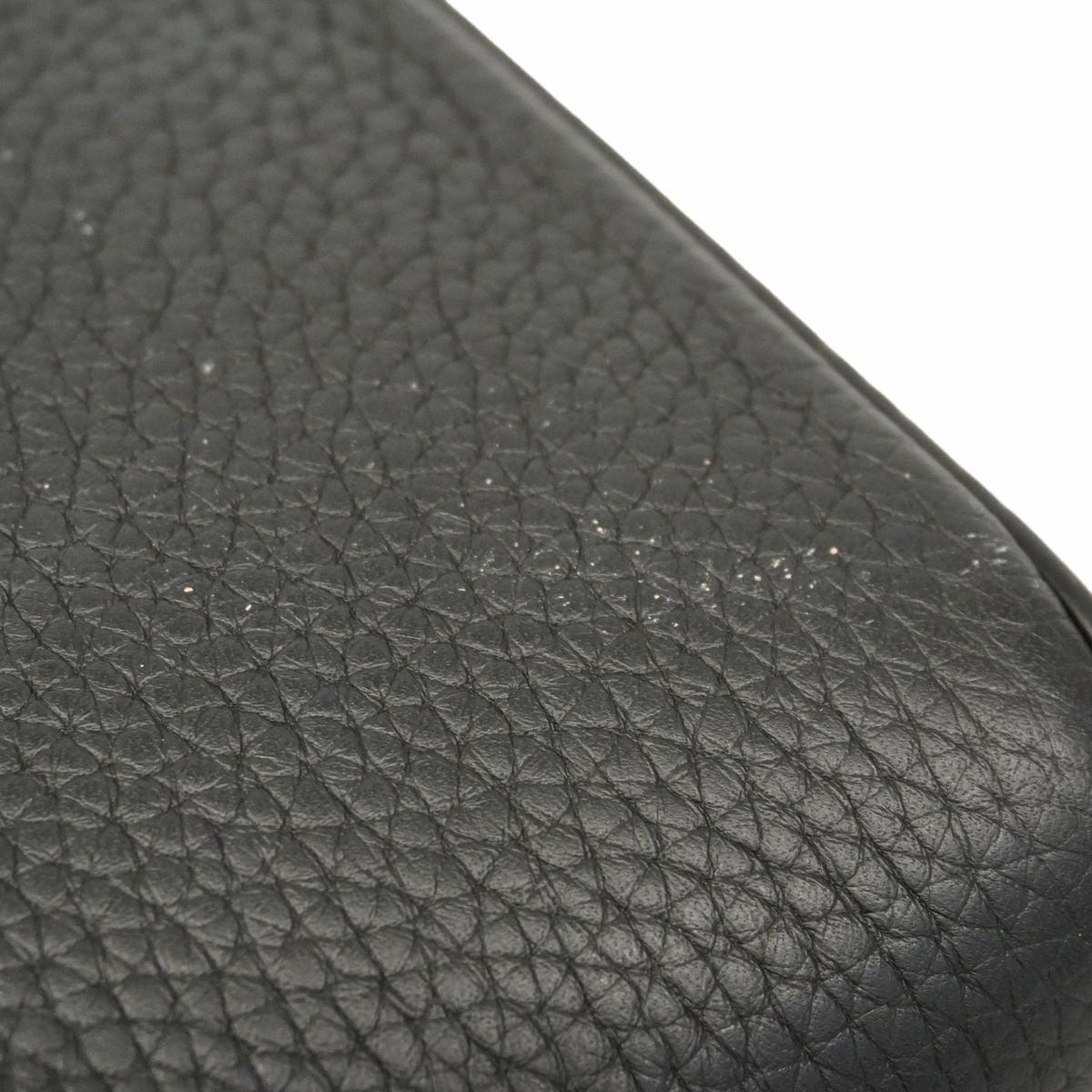 Louis Vuitton Handbag Capucines BB Black — view 6