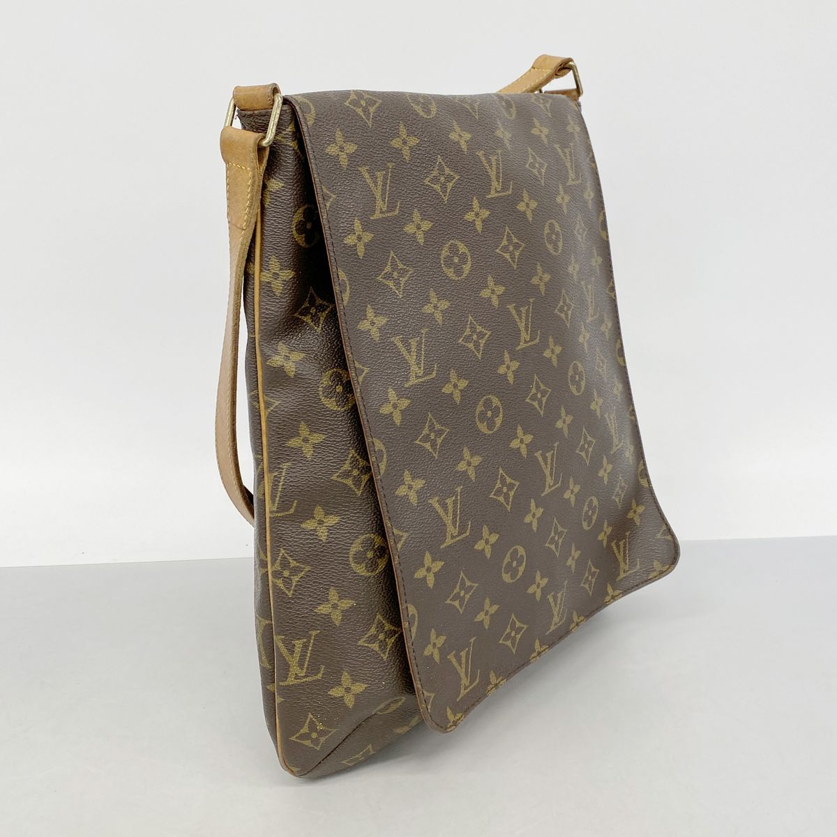 Louis Vuitton Shoulder Bag Monogram Musette Brown — view 2