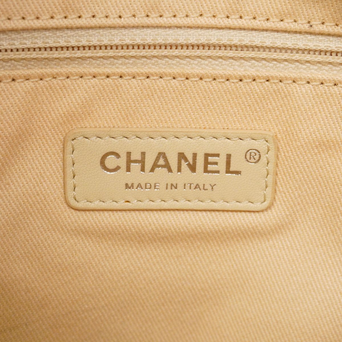 Chanel Handbag Deauville Canvas Ivory Beige Silver 2-Way Back — view 5