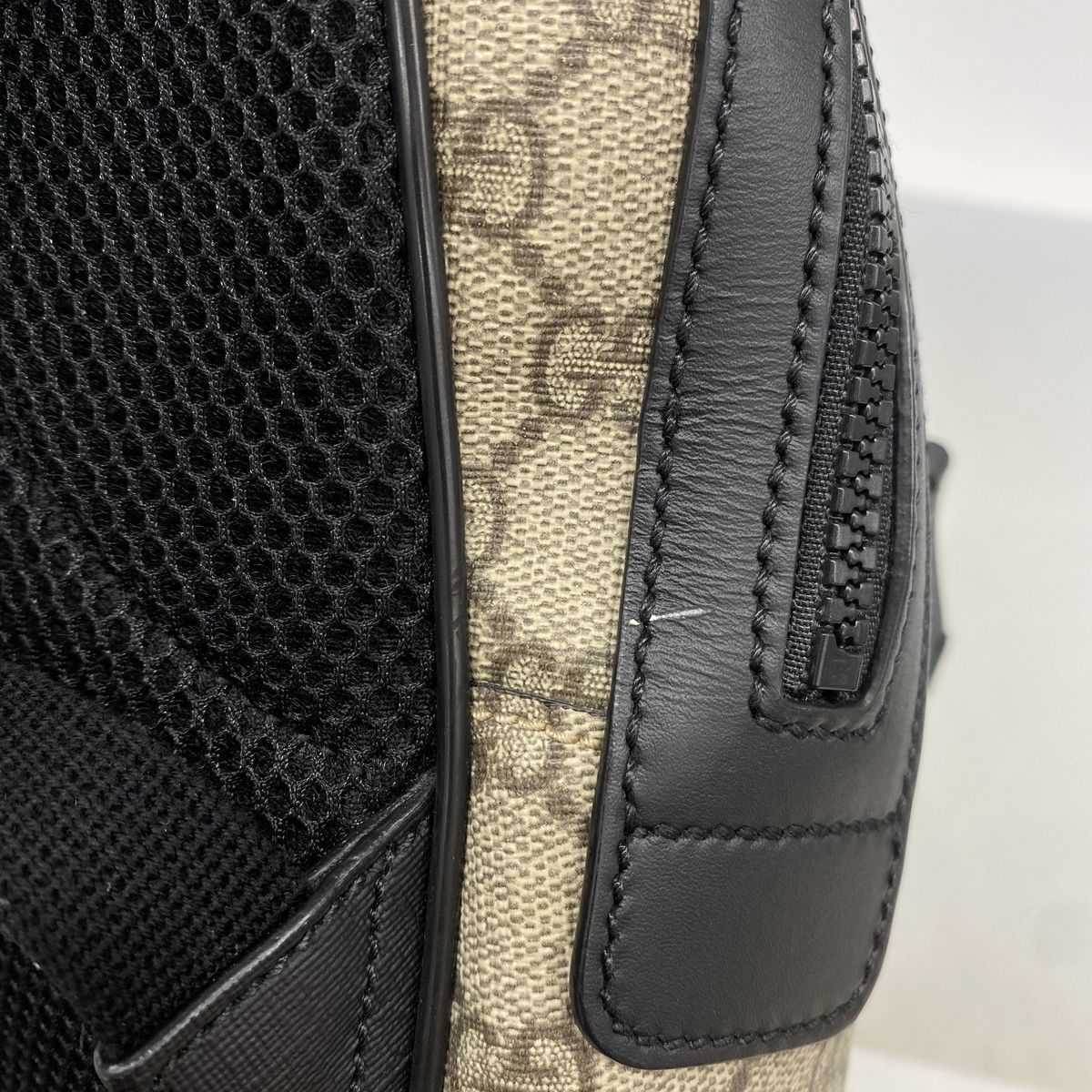 Gucci Backpack GG Supreme Brown Black Silver — view 7