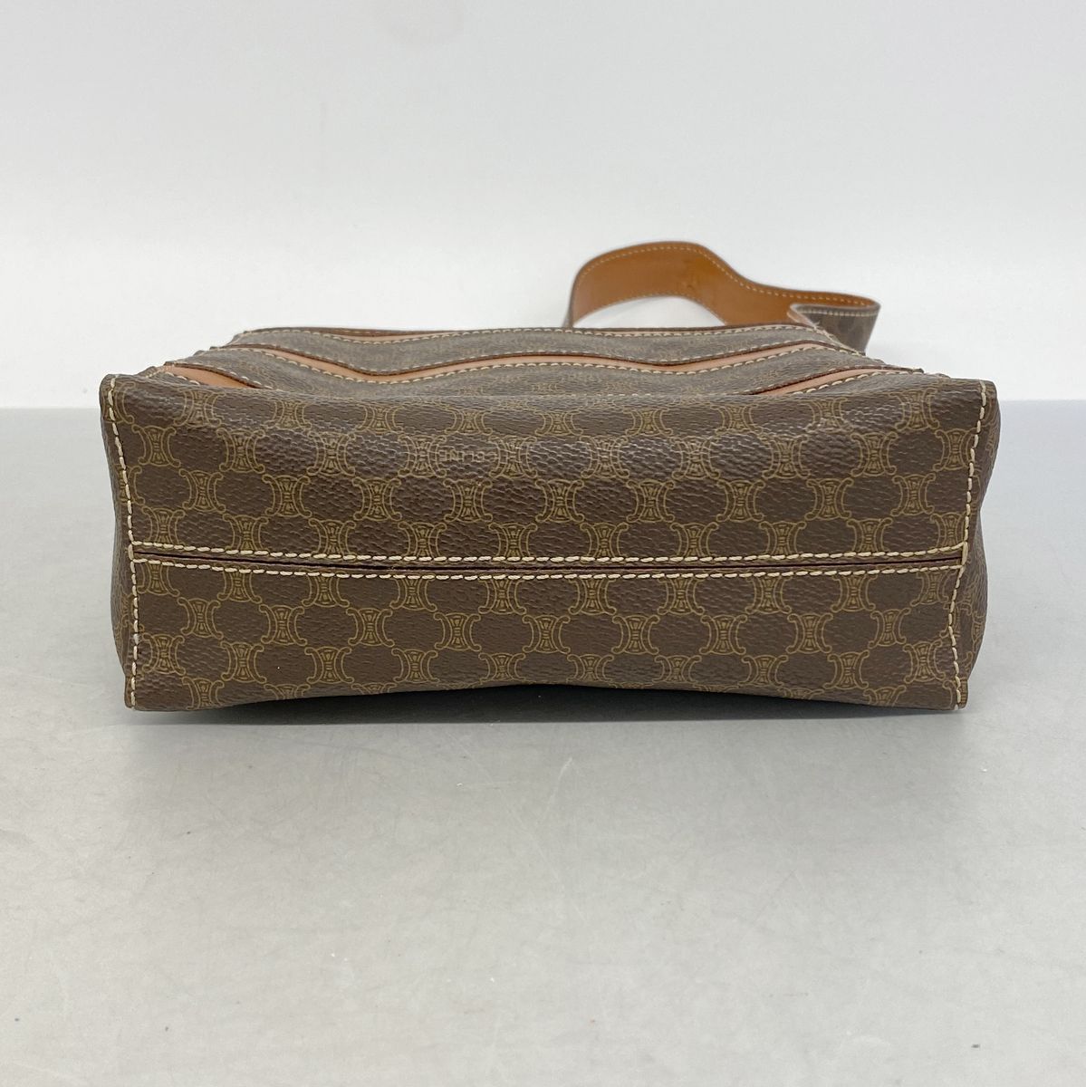 Celine Shoulder Bag Macadam Brown Gold — view 3