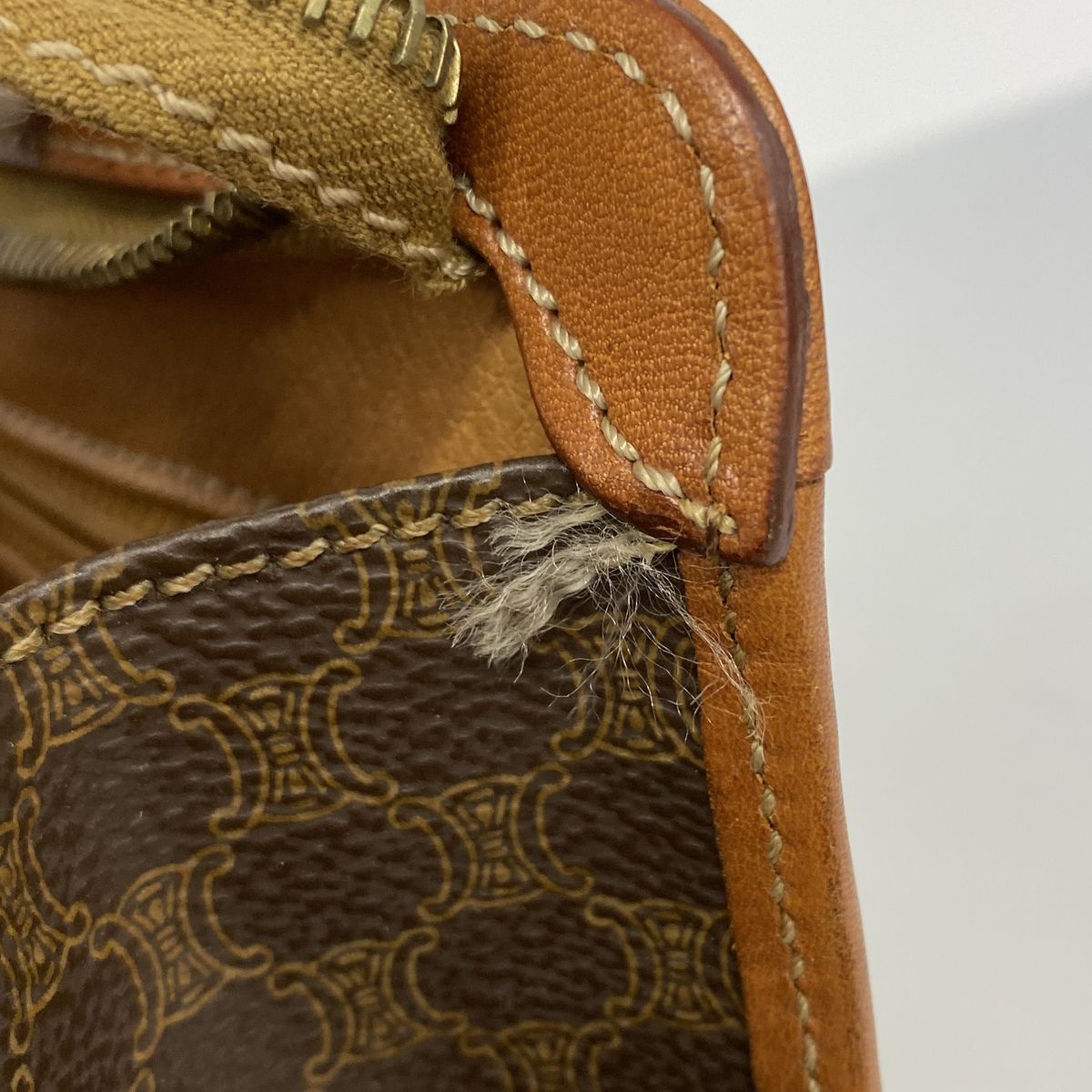 Celine Clutch Macadam Brown Gold — view 7