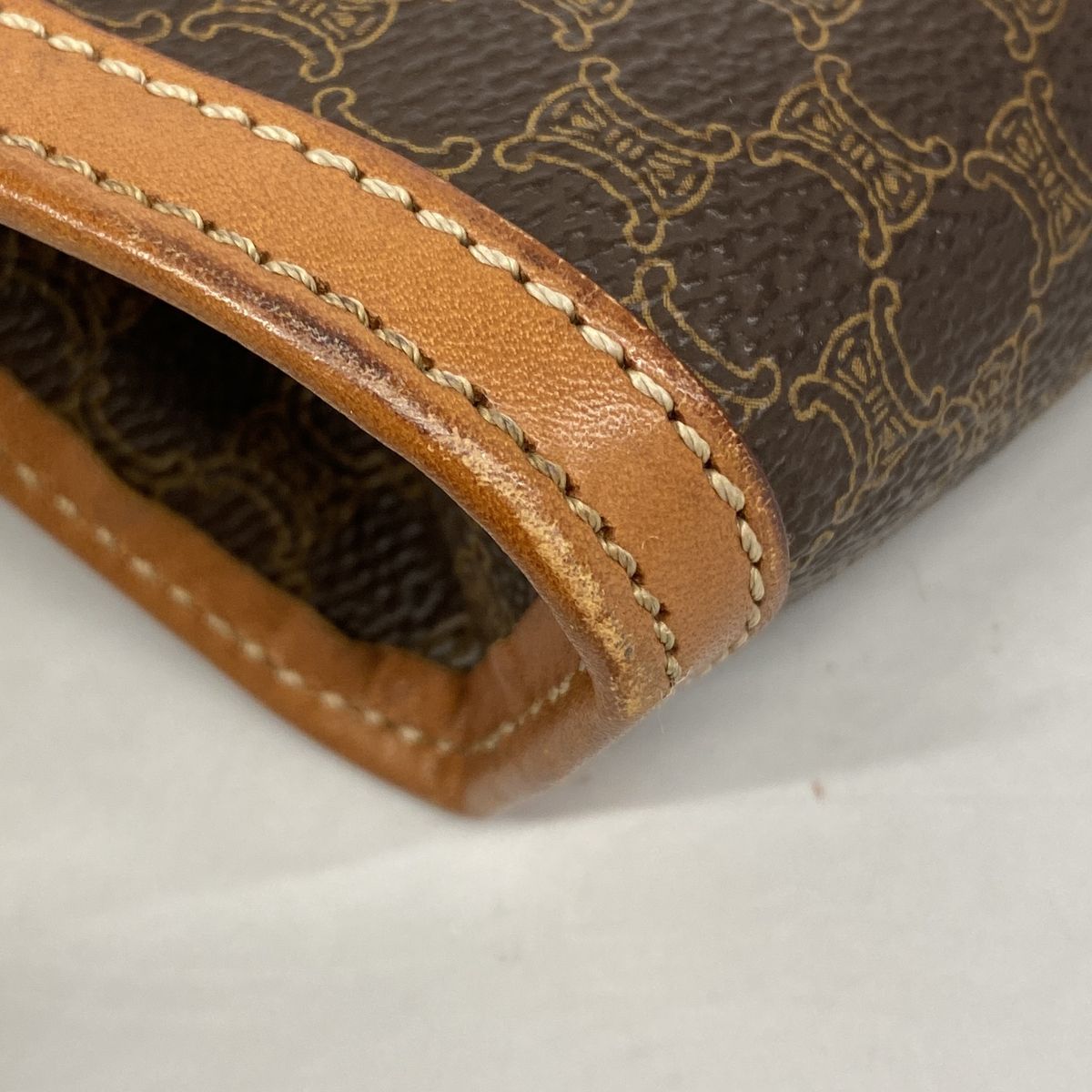 Celine Clutch Macadam Brown Gold — view 6