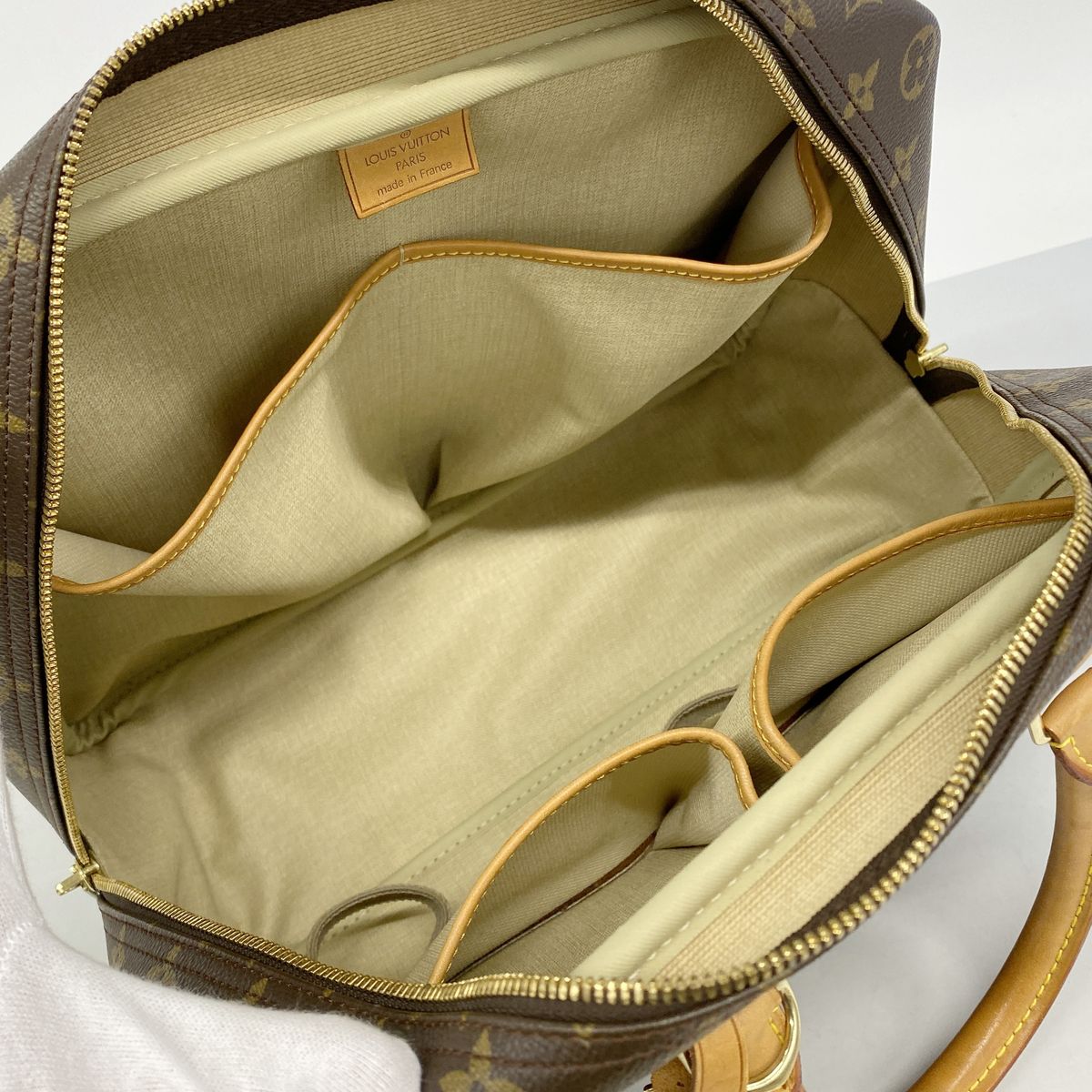Louis Vuitton Handbag Monogram Deauville Brown — view 4