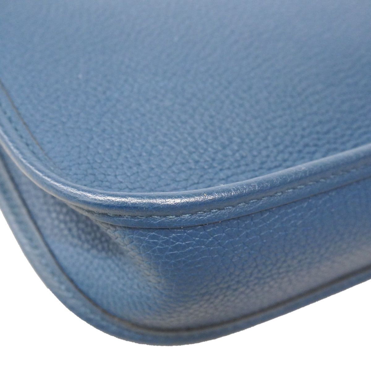 Hermes Shoulder Bag Evelyne TPM Taurillon Clemence Deep Blue Silver — view 8