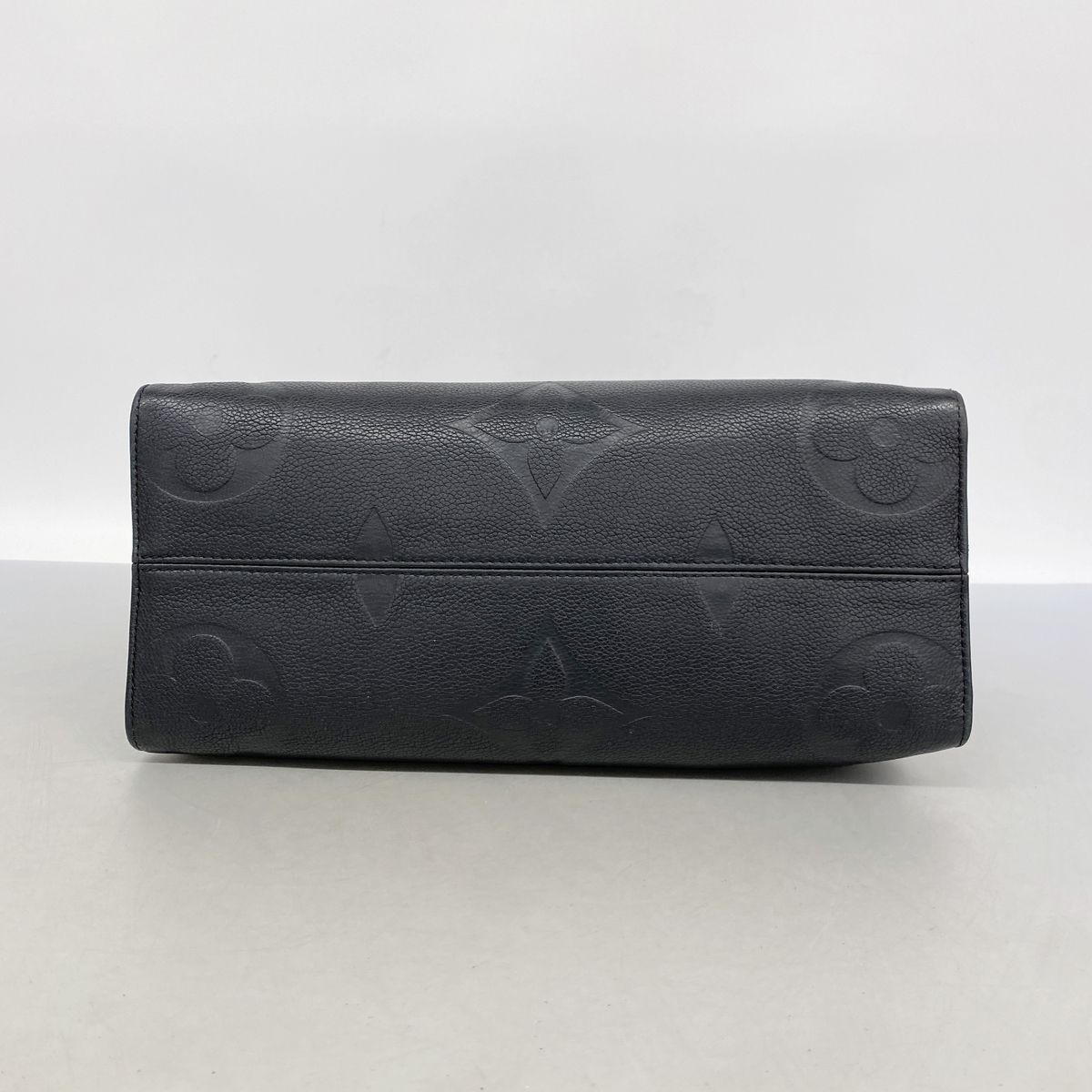 Louis Vuitton Tote Bag Monogram Empreinte On The Go Noir — view 3