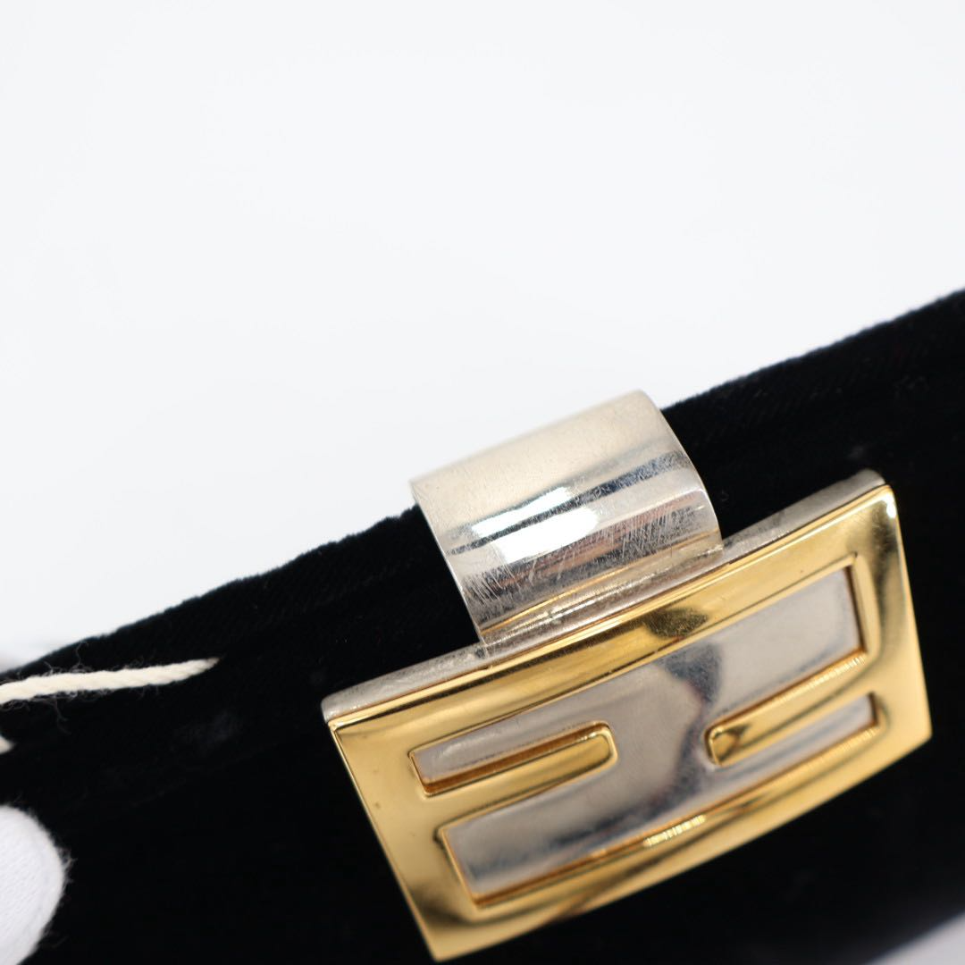 Fendi Mini Andbag Shoulder Bag Black — view 6