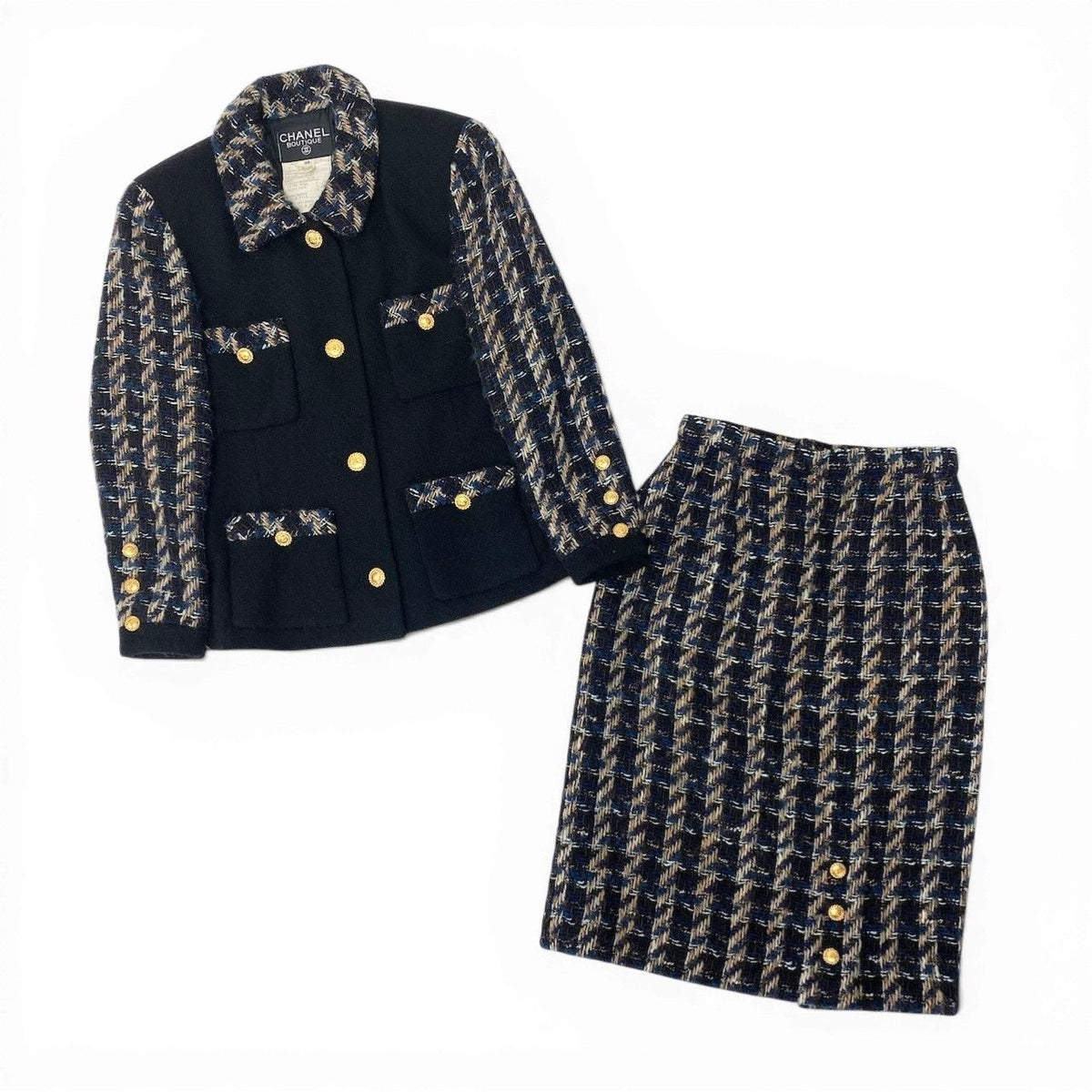 Chanel 90S C Vintage Tweed Skirt Jacket & Set CC Logo Gold Button — view 2