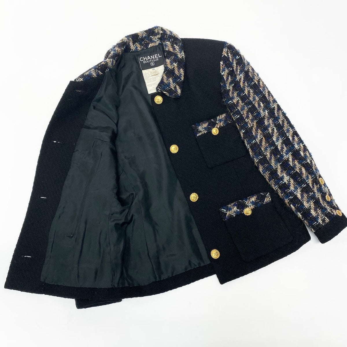 Chanel 90S C Vintage Tweed Skirt Jacket & Set CC Logo Gold Button — view 6