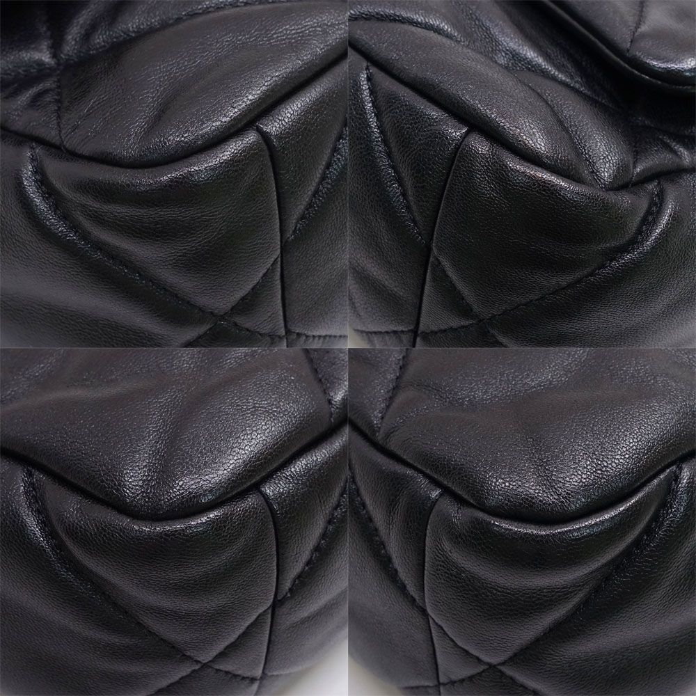 Chanel 19 Handbag Shiny Lambskin Gold Silver — view 5