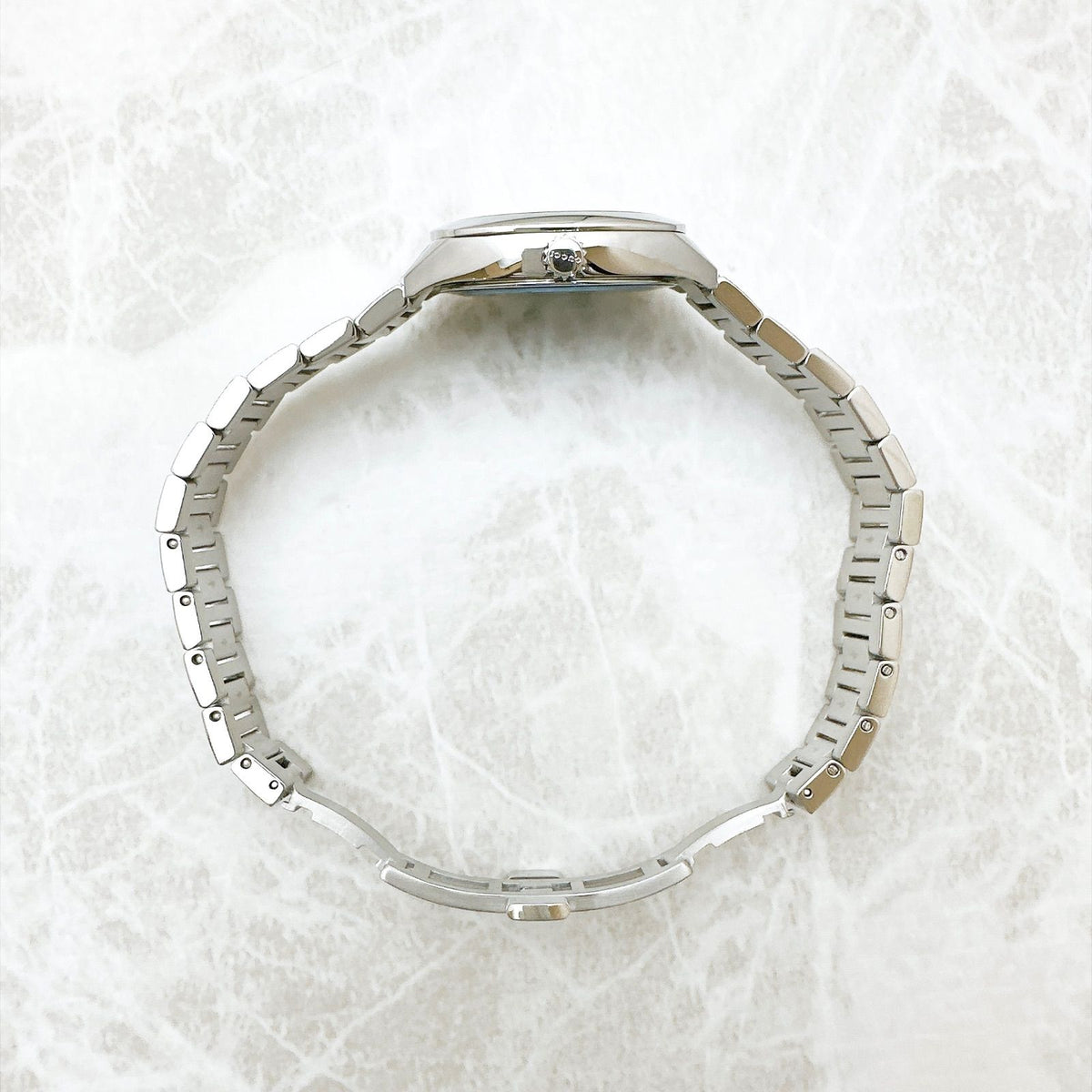 Gucci 142.5 Watch Diamond Quartz Stainless Steel 17 — view 6