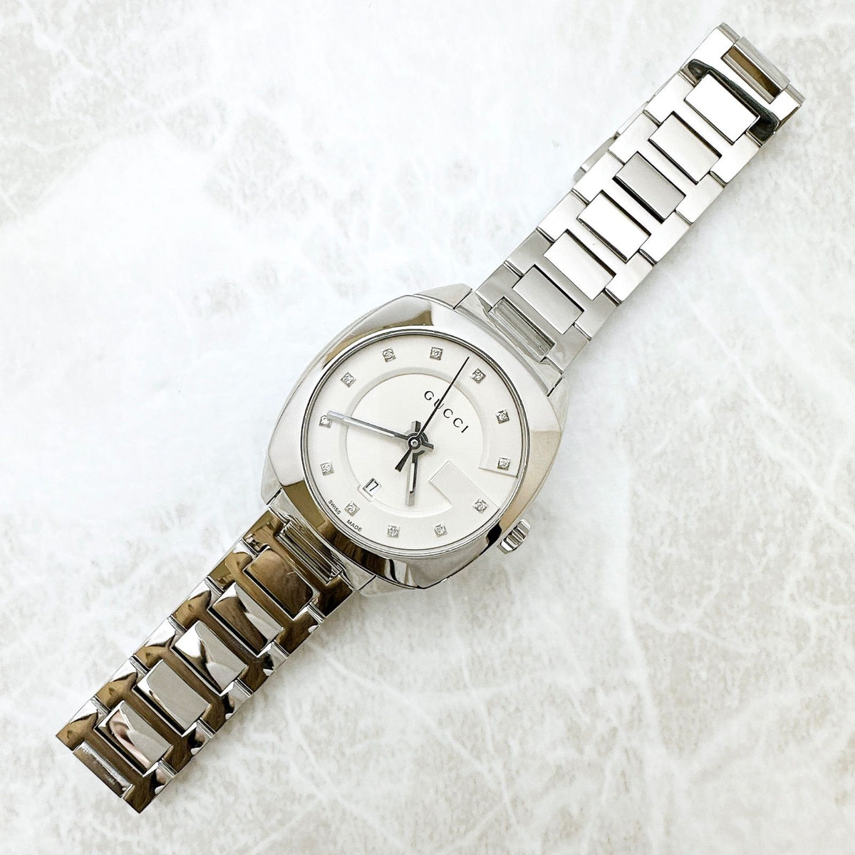 Gucci 142.5 Watch Diamond Quartz Stainless Steel 17 — view 5