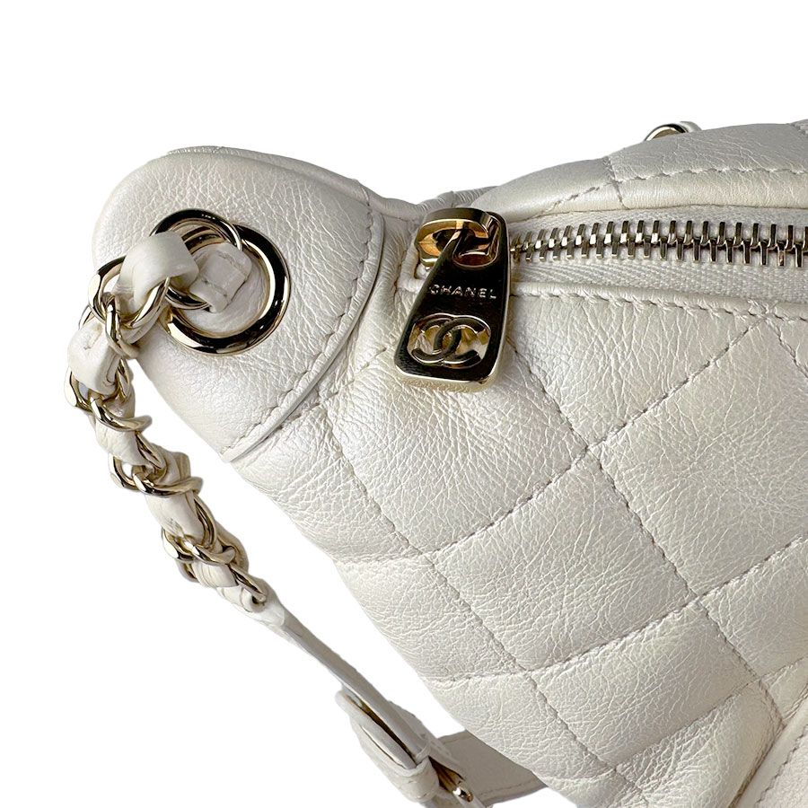 Chanel Shoulder Bag Ivory — view 6