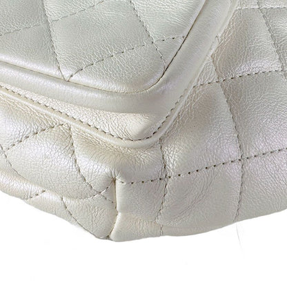 Chanel Shoulder Bag Ivory — view 7