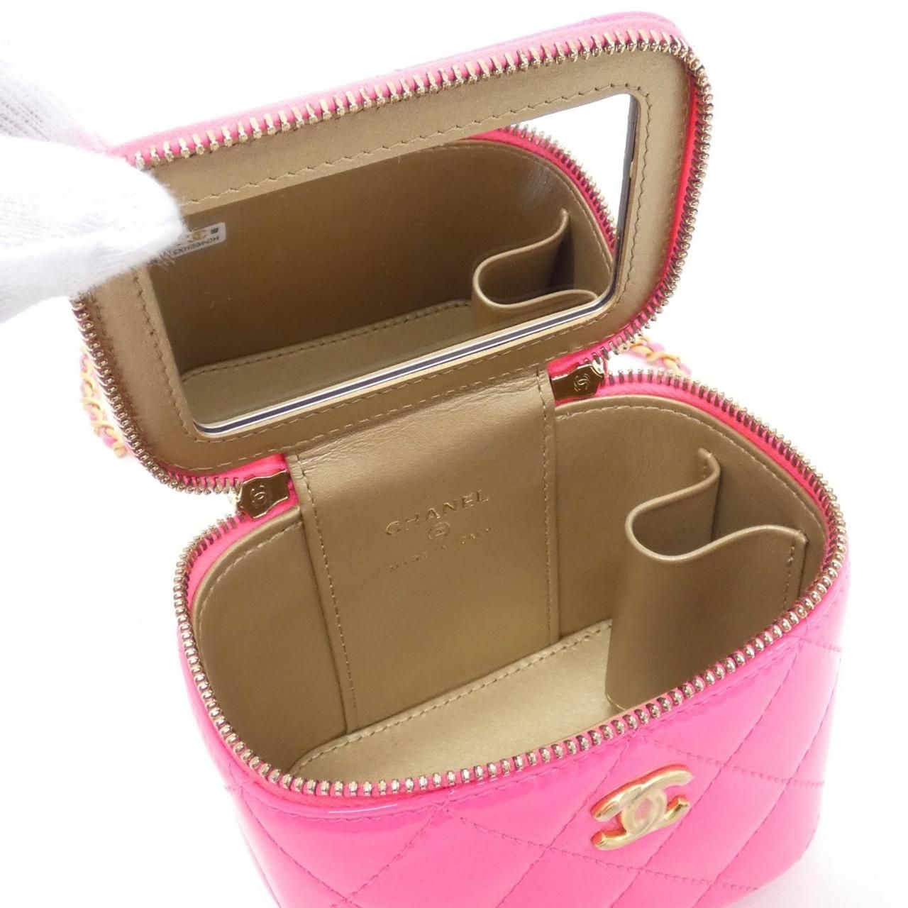 Chanel Shoulder Bag Pink — view 6