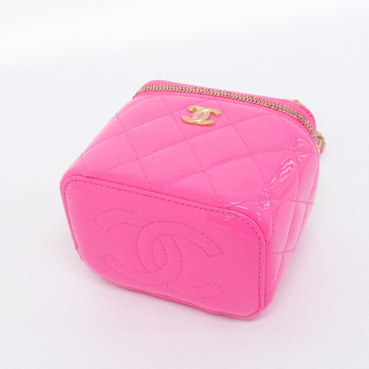 Chanel Shoulder Bag Pink — view 3
