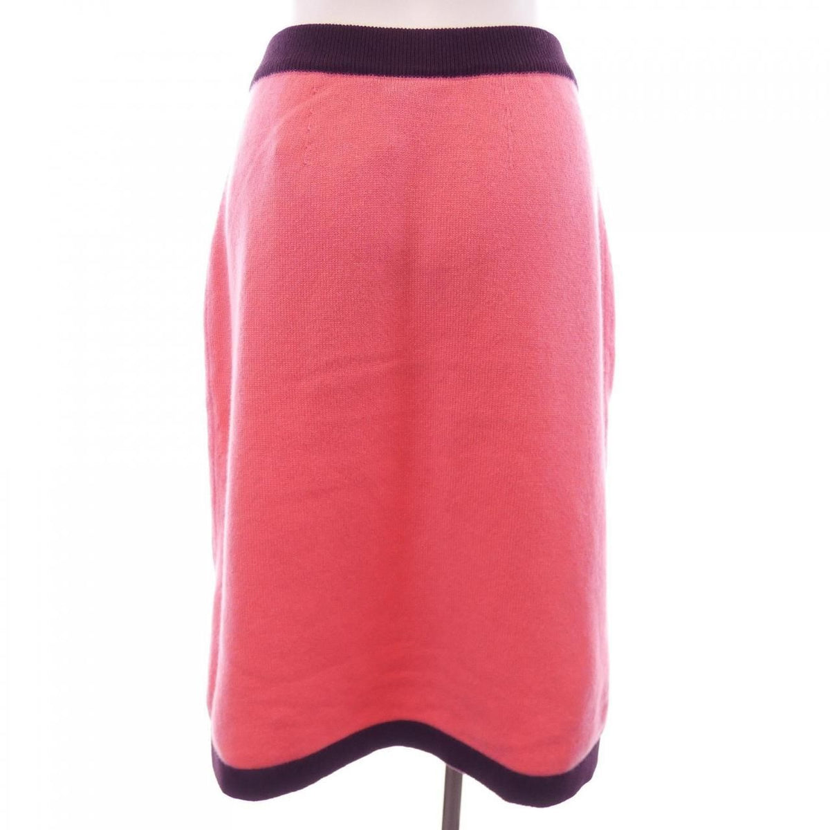 Chanel 20A Skirt Pink — view 2