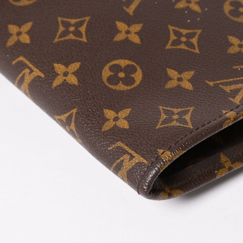 Louis Vuitton Clutch Poche Document Monogram Gold — view 8