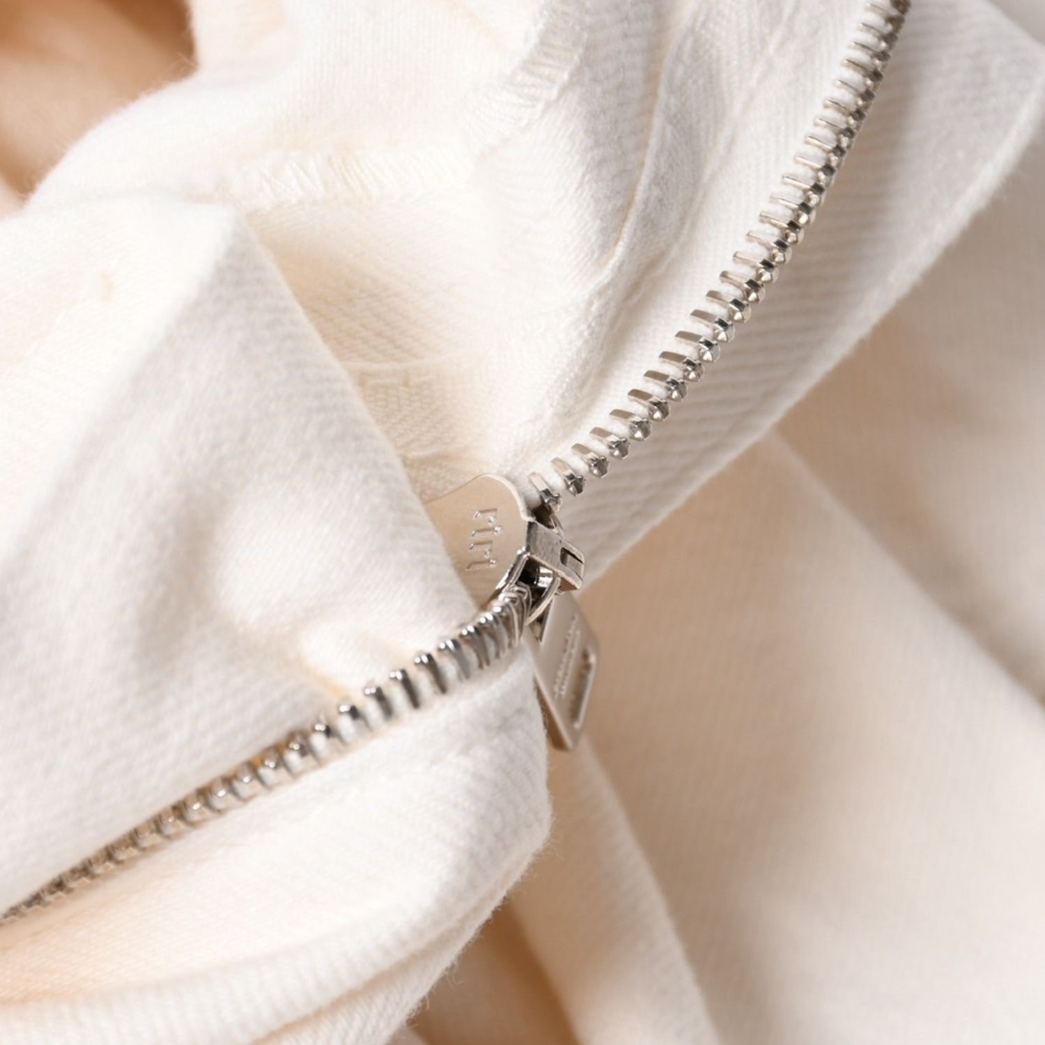 Prada White Denim Bermuda Shorts Half Metal Plate M Silver — view 7