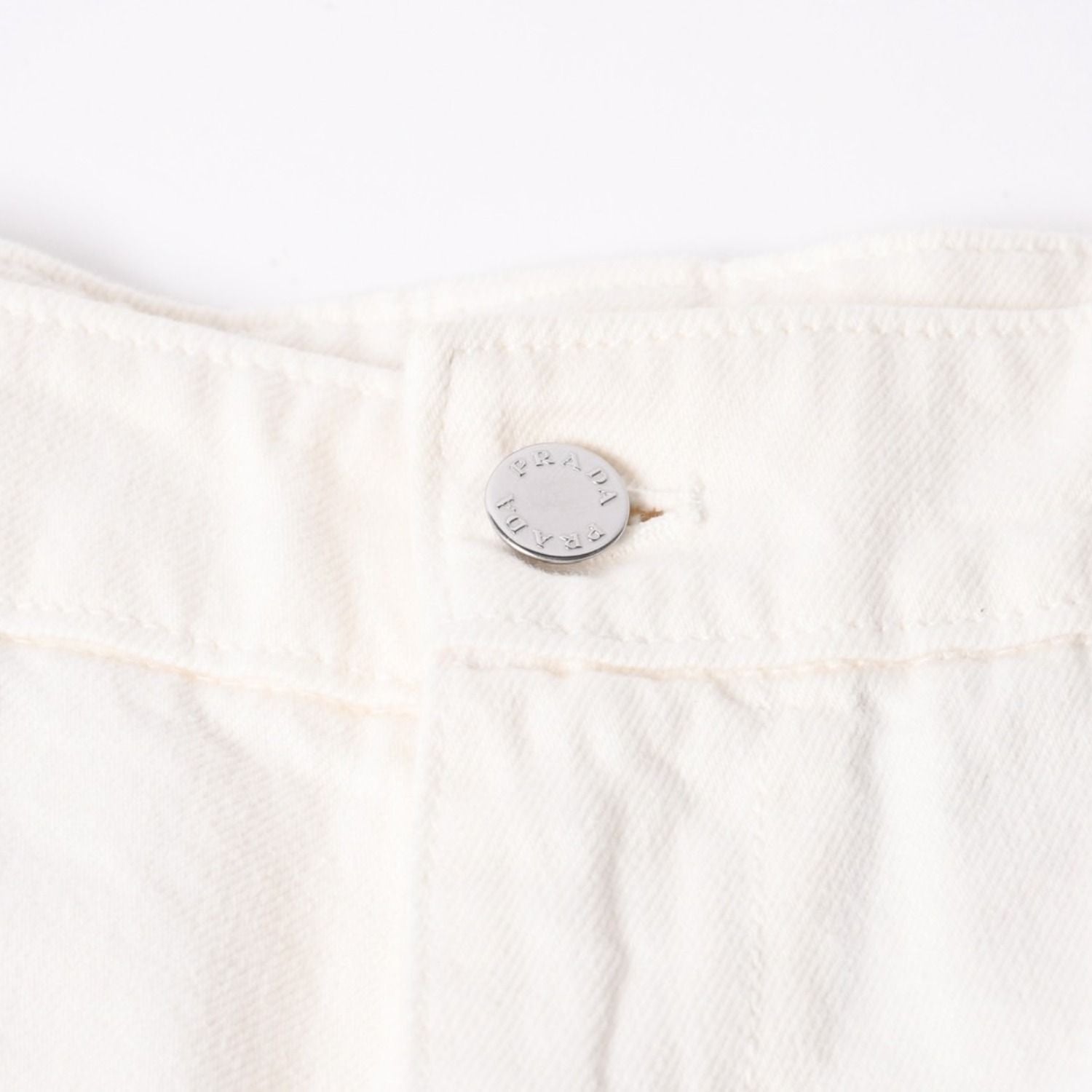 Prada White Denim Bermuda Shorts Half Metal Plate M Silver — view 4