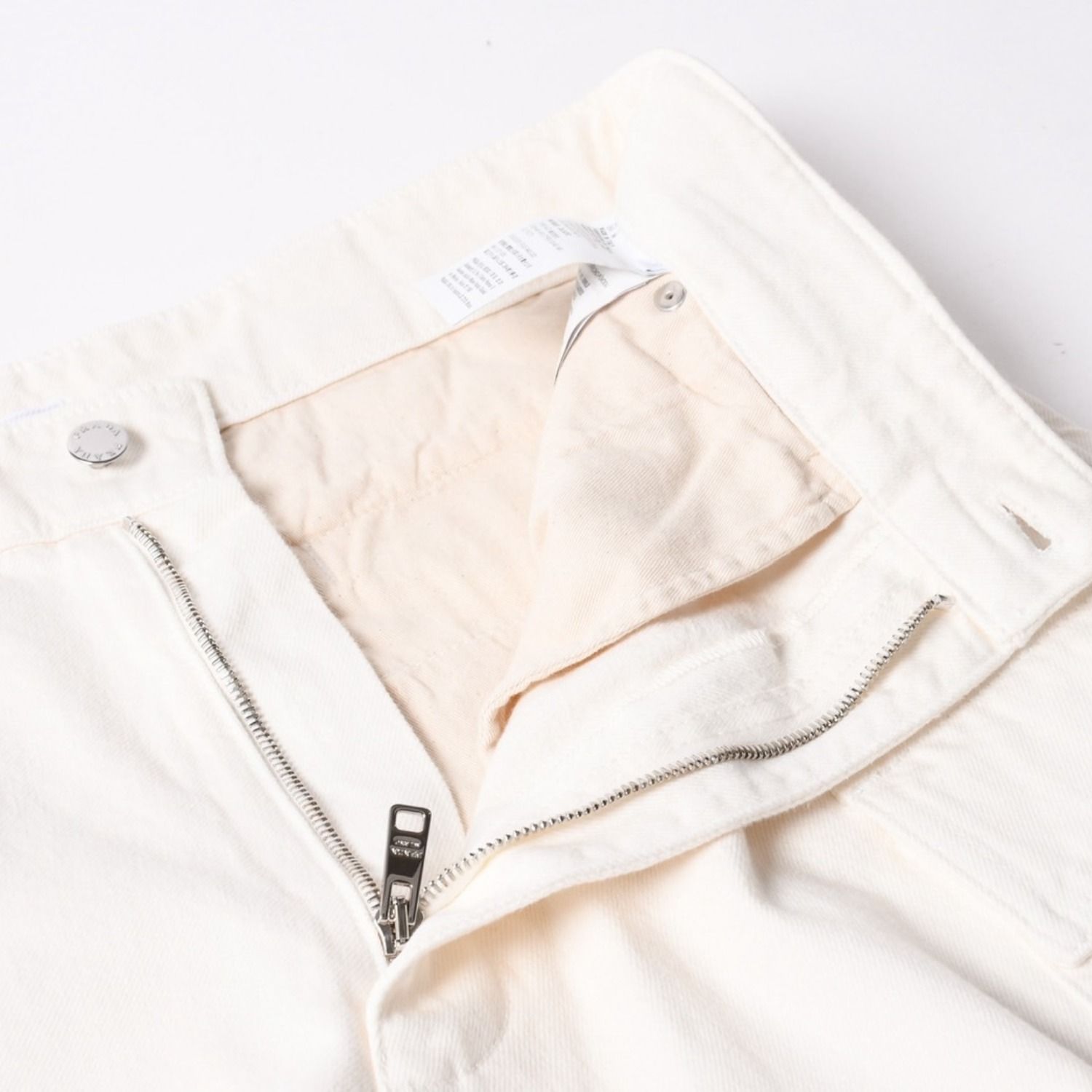 Prada White Denim Bermuda Shorts Half Metal Plate M Silver — view 6