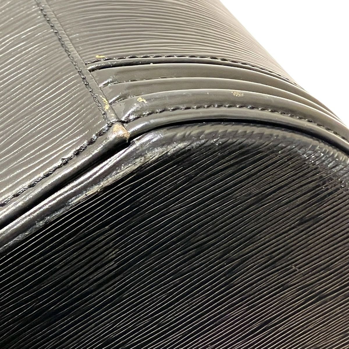 Louis Vuitton Cannes Epi Handbag Leather — view 7