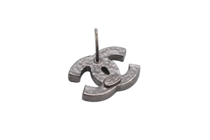 Chanel CC Logo Earrings 05 Metal Enamel Rhinestone Silver — view 4