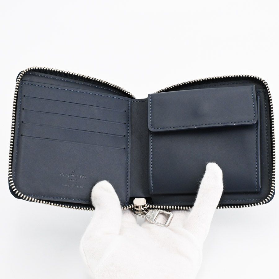 Louis Vuitton Bifold Wallet Zippy Compact — view 4