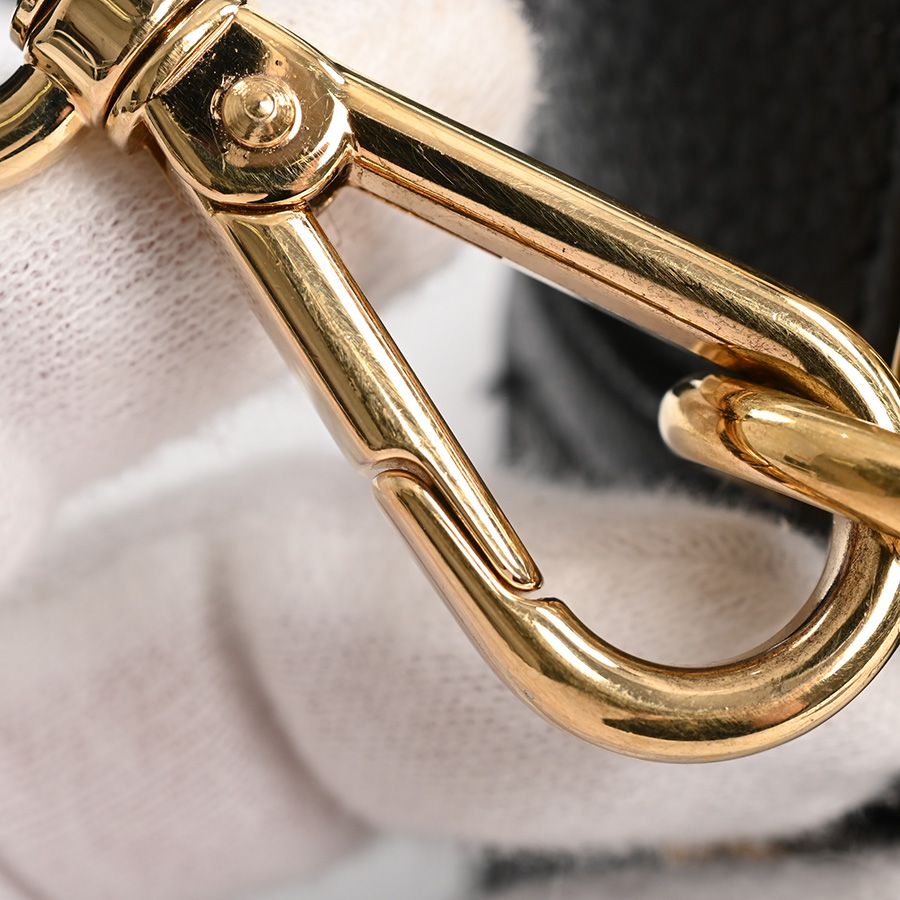 Prada Shoulder Bag Vitello Daino Small — view 7