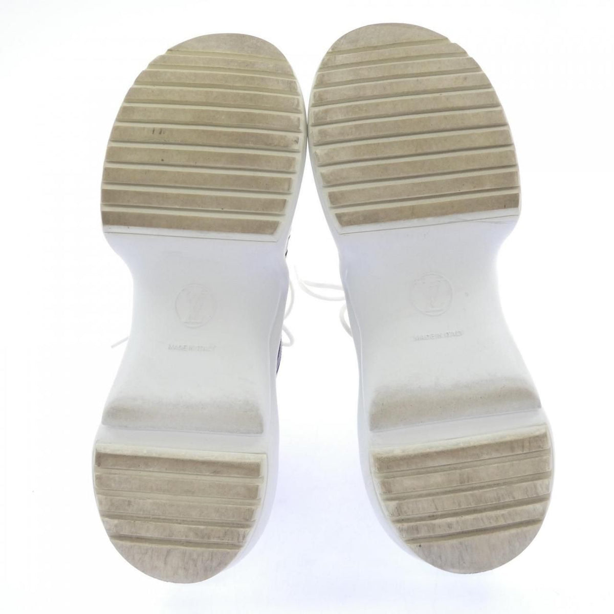 Louis Vuitton Arc Light Line Sneakers — view 4