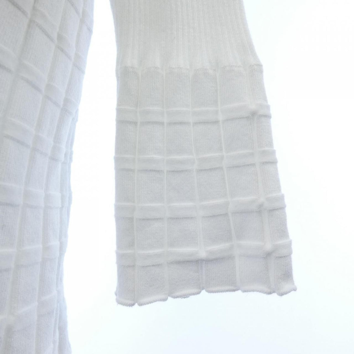 Chanel Long Cardigan White — view 7