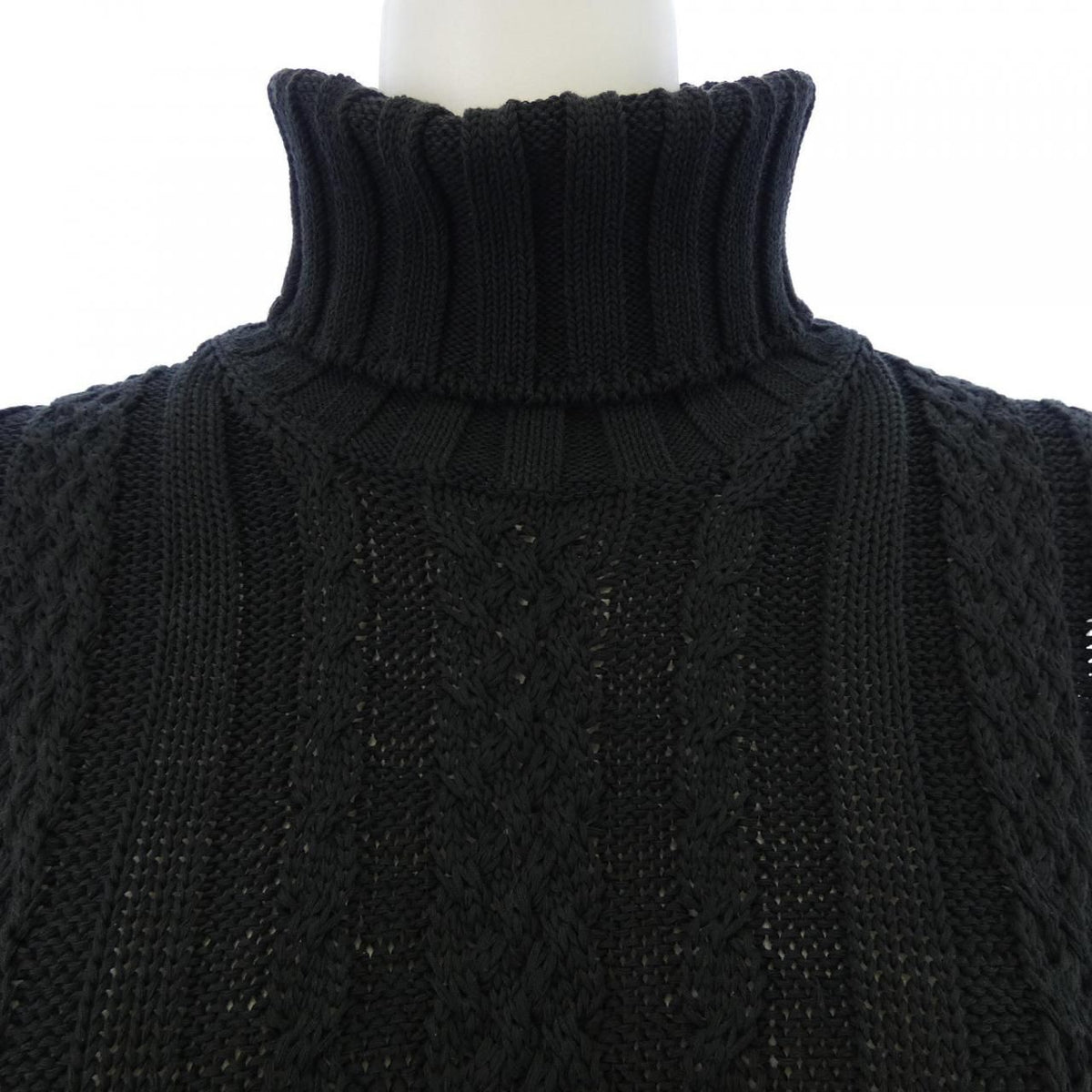 Chanel 02P Vintage Knit Sweater — view 5