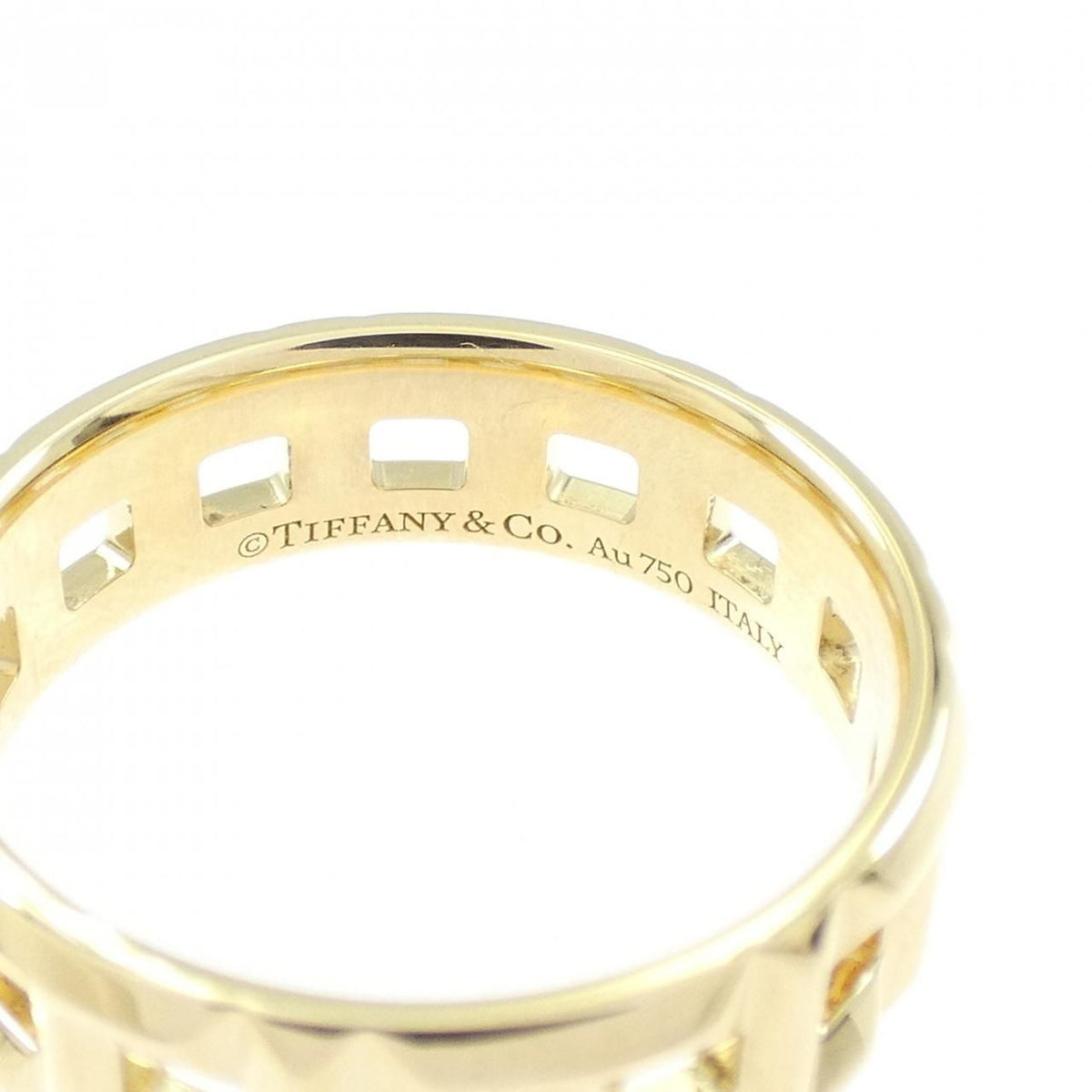 Tiffany & Co T True Wide Ring — view 3