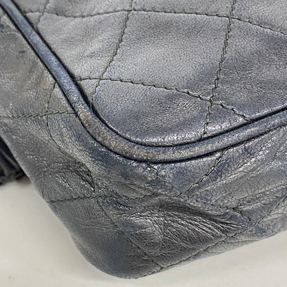 Chanel Shoulder Bag Quilted Lambskin Black Gold — view 6