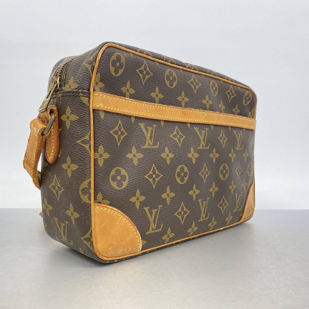 Louis Vuitton Shoulder Bag Monogram Trocadero 30 Brown — view 2