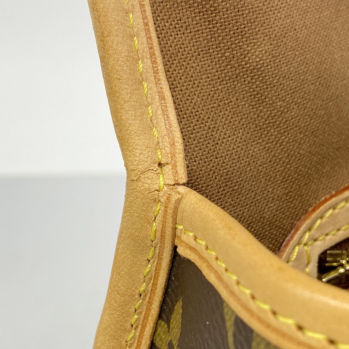 Louis Vuitton Shoulder Bag Monogram Solonge Brown — view 6