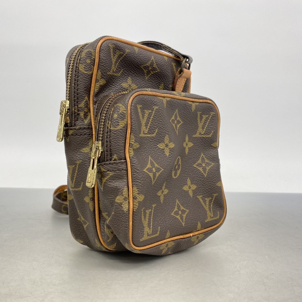 Louis Vuitton Shoulder Bag Monogram Mini Amazon Brown — view 2