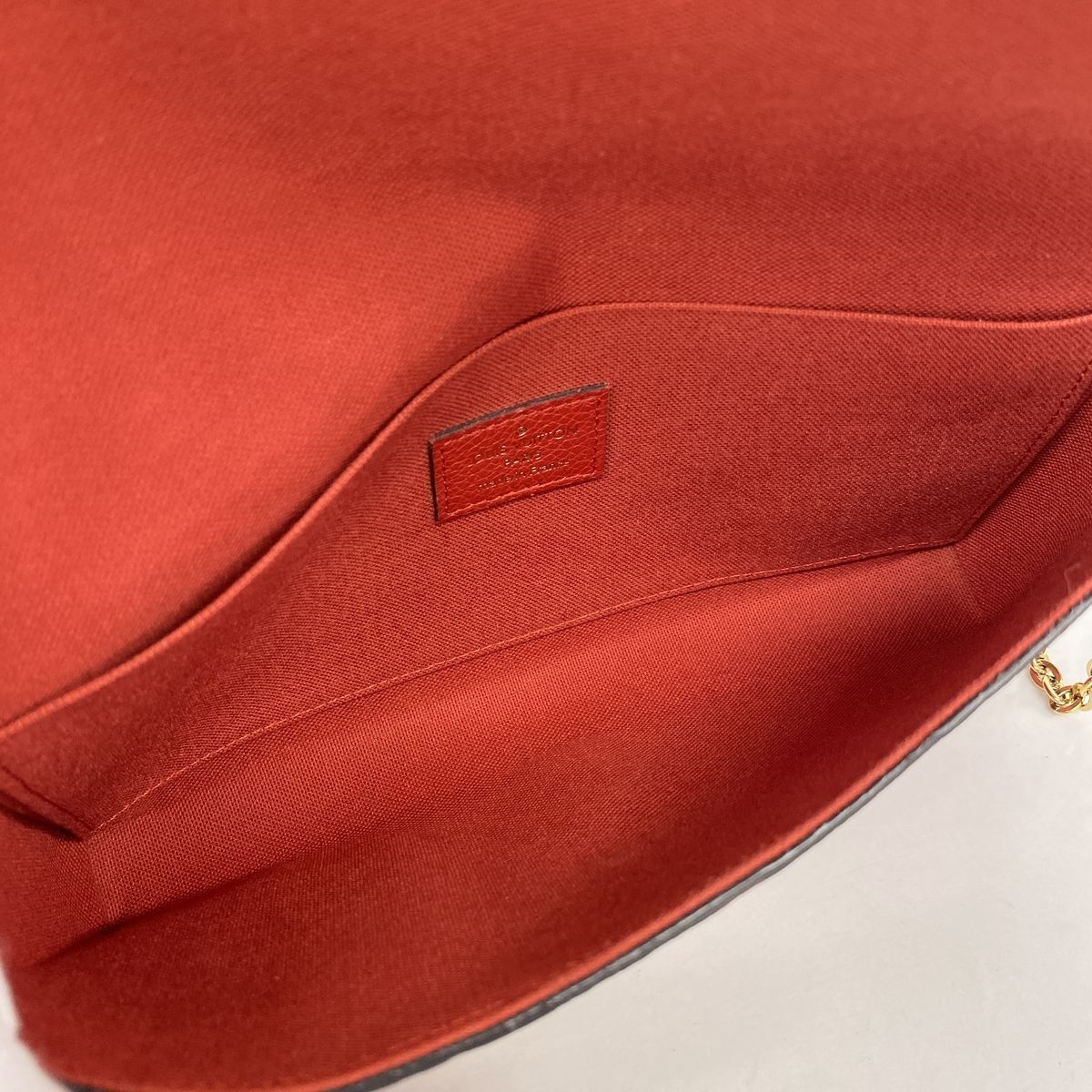 Louis Vuitton Wallet on Chain Monogram Empreinte Pochette Felicie Cerise — view 4