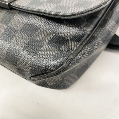 Louis Vuitton Shoulder Bag Damier Graphite District PM Gray Black — view 7