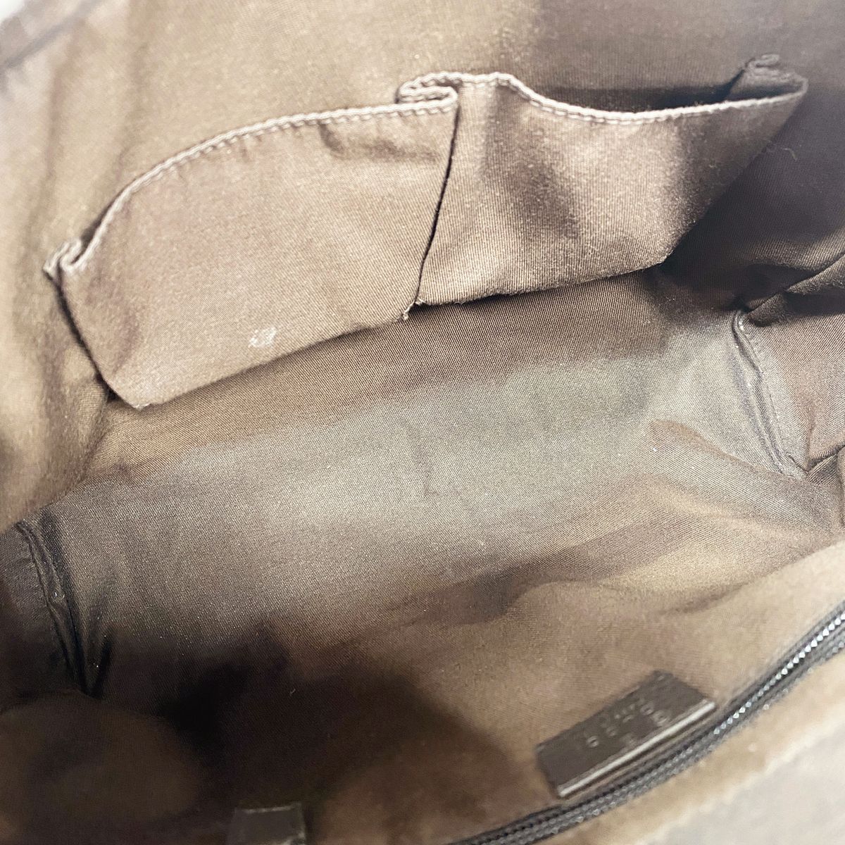 Gucci Shoulder Bag GG Canvas Beige Silver — view 4