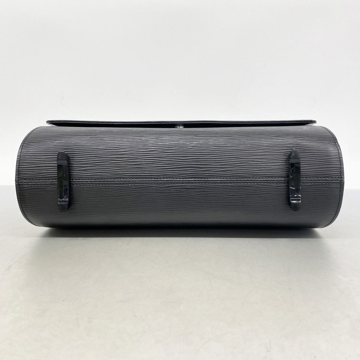 Louis Vuitton Shoulder Bag Epi Nocturne GM Noir — view 3