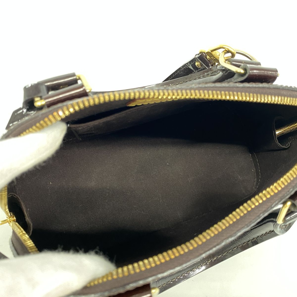 Louis Vuitton Handbag Vernis Alma BB Amarante 2-Way Bag — view 4
