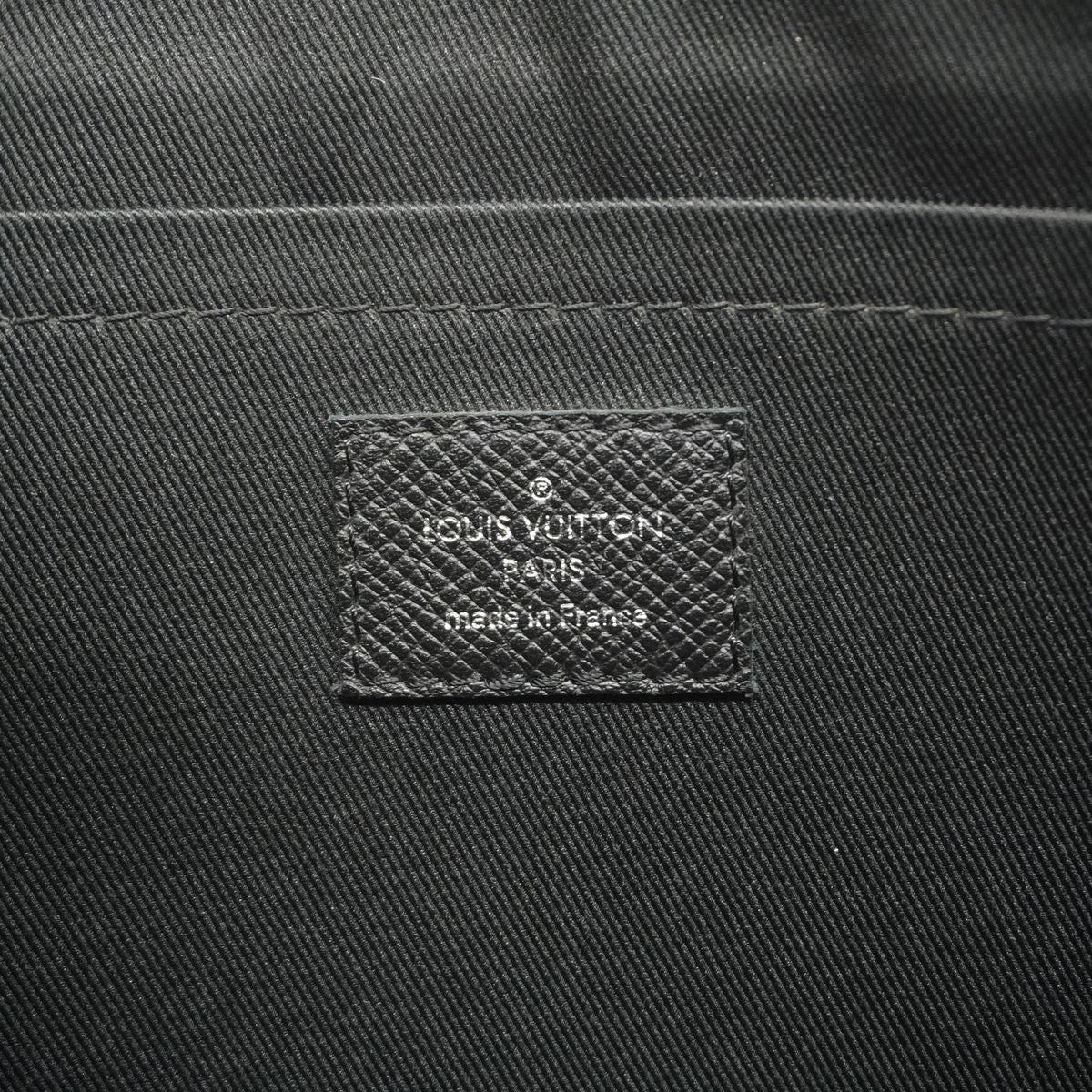 Louis Vuitton Clutch Taiga Pochette Apollo Noir — view 5