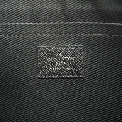 Louis Vuitton Clutch Taiga Pochette Apollo Noir — view 5