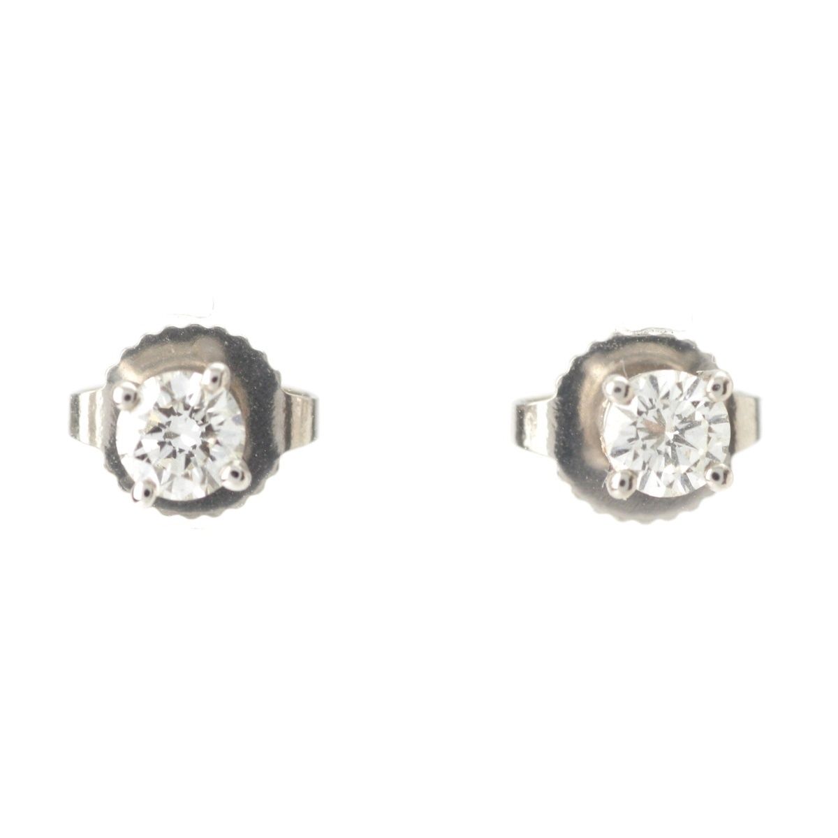 Tiffany & Co Stud Diamond Earrings White