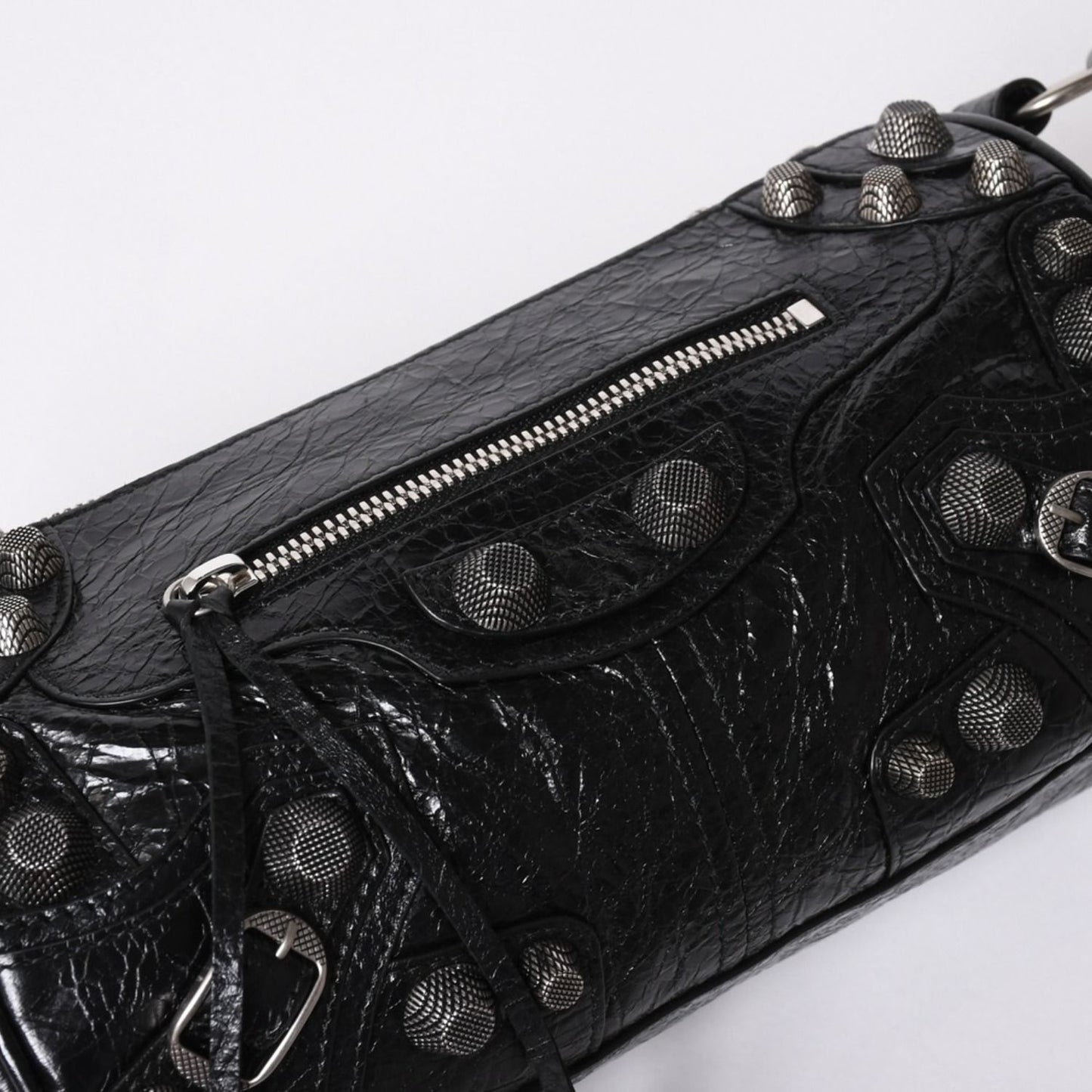 Balenciaga le Cagole Cylinder Shoulder Bag Leather Black Silver — view 6