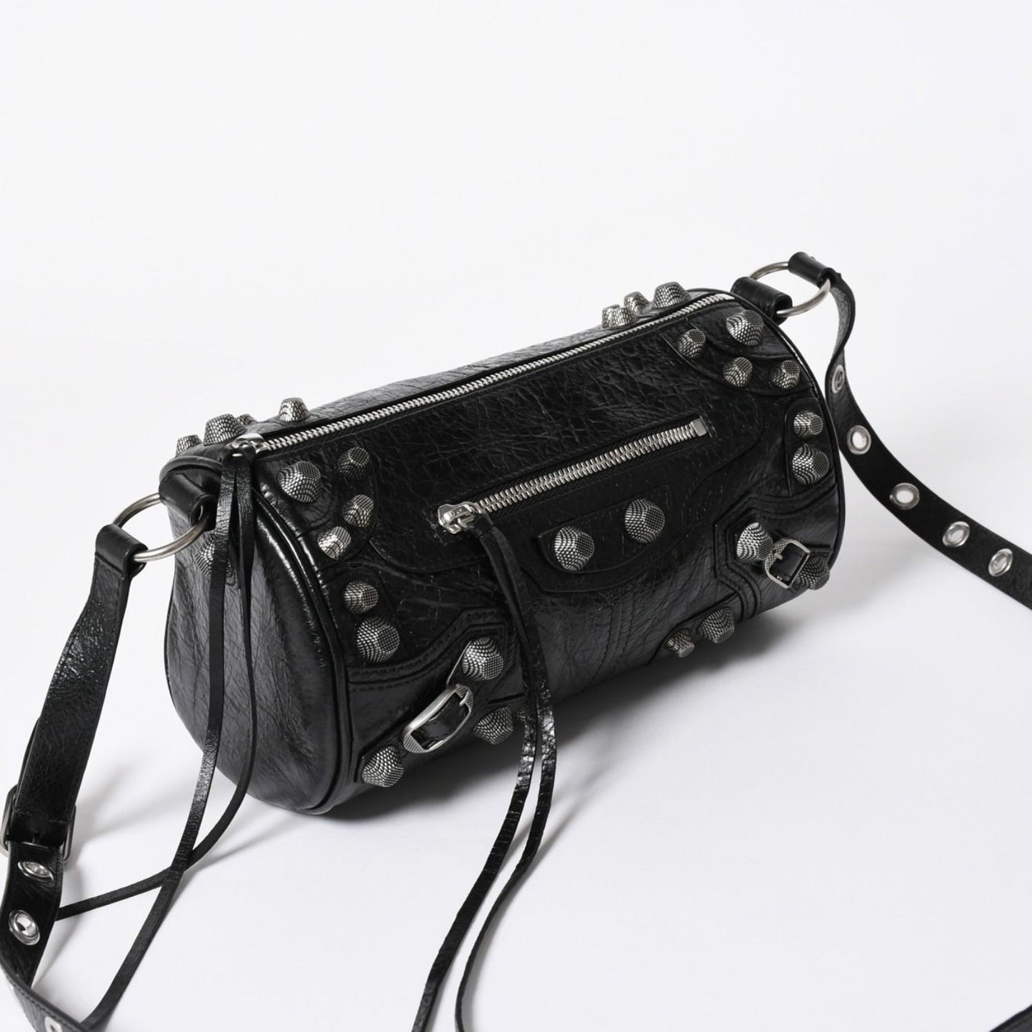 Balenciaga le Cagole Cylinder Shoulder Bag Leather Black Silver — view 3