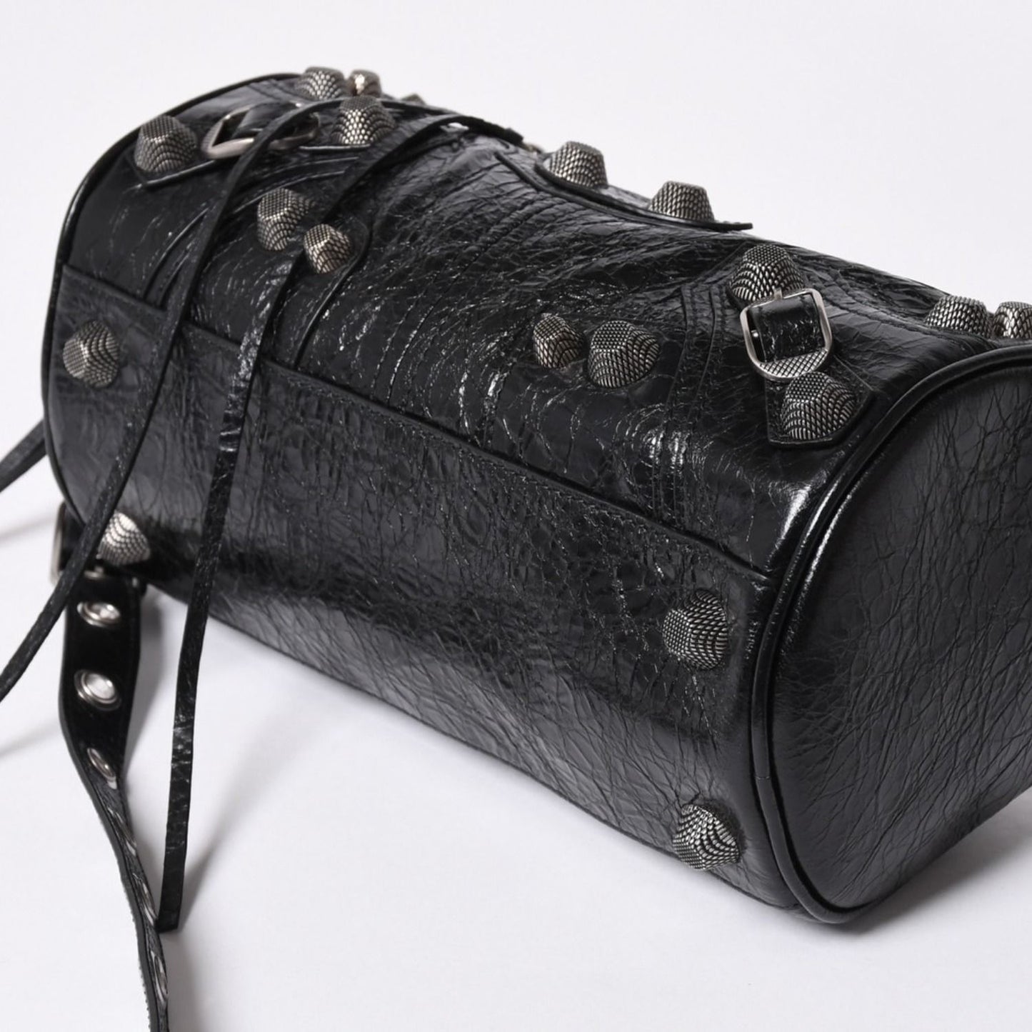Balenciaga le Cagole Cylinder Shoulder Bag Leather Black Silver — view 7
