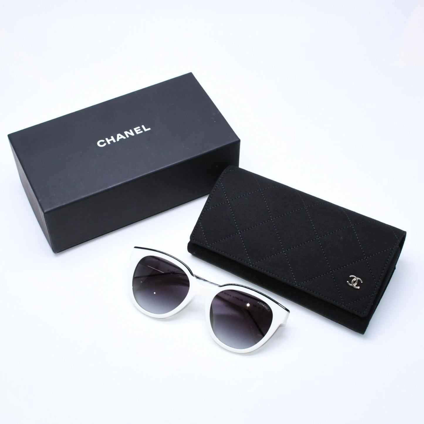 Chanel Sunglasses Eyewear S6 CC Logo Bicolor
