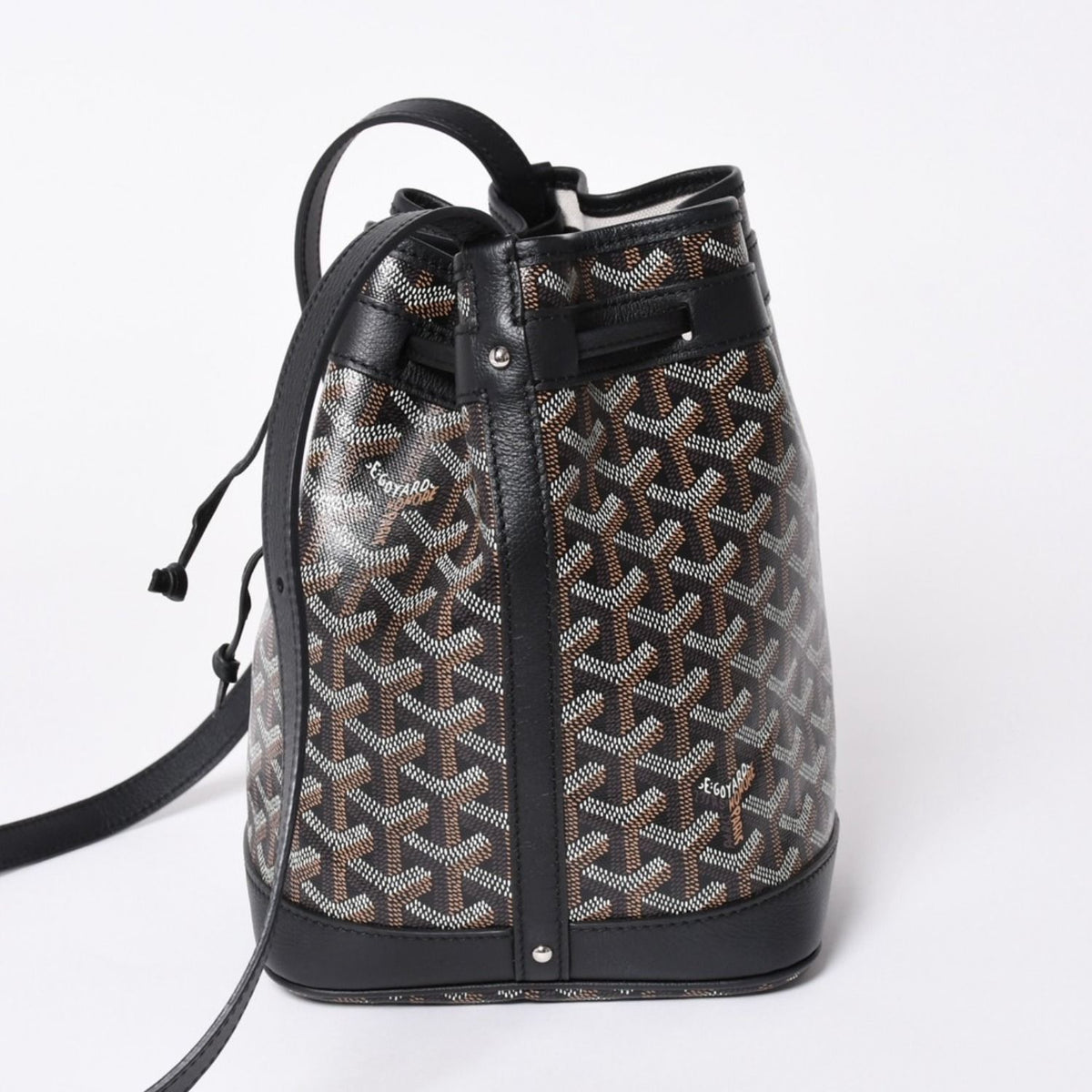 Goyard Petit Flo Bucket Bag Black Calfskin — view 4